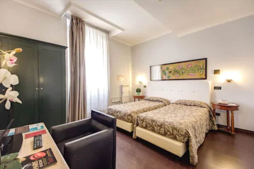 ROOM, SINGLE, DOUBLE BED