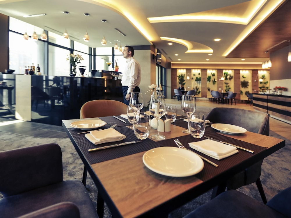 Mercure Tetovo 57/72