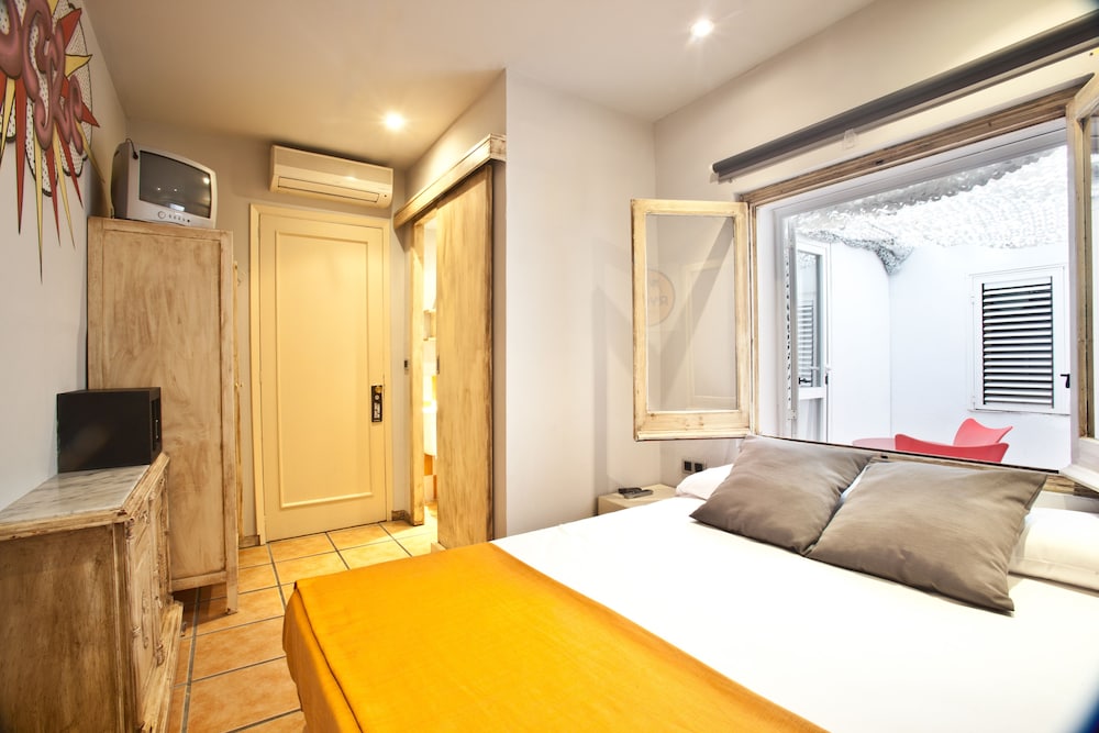 Ryans Pocket Hostel 7/45