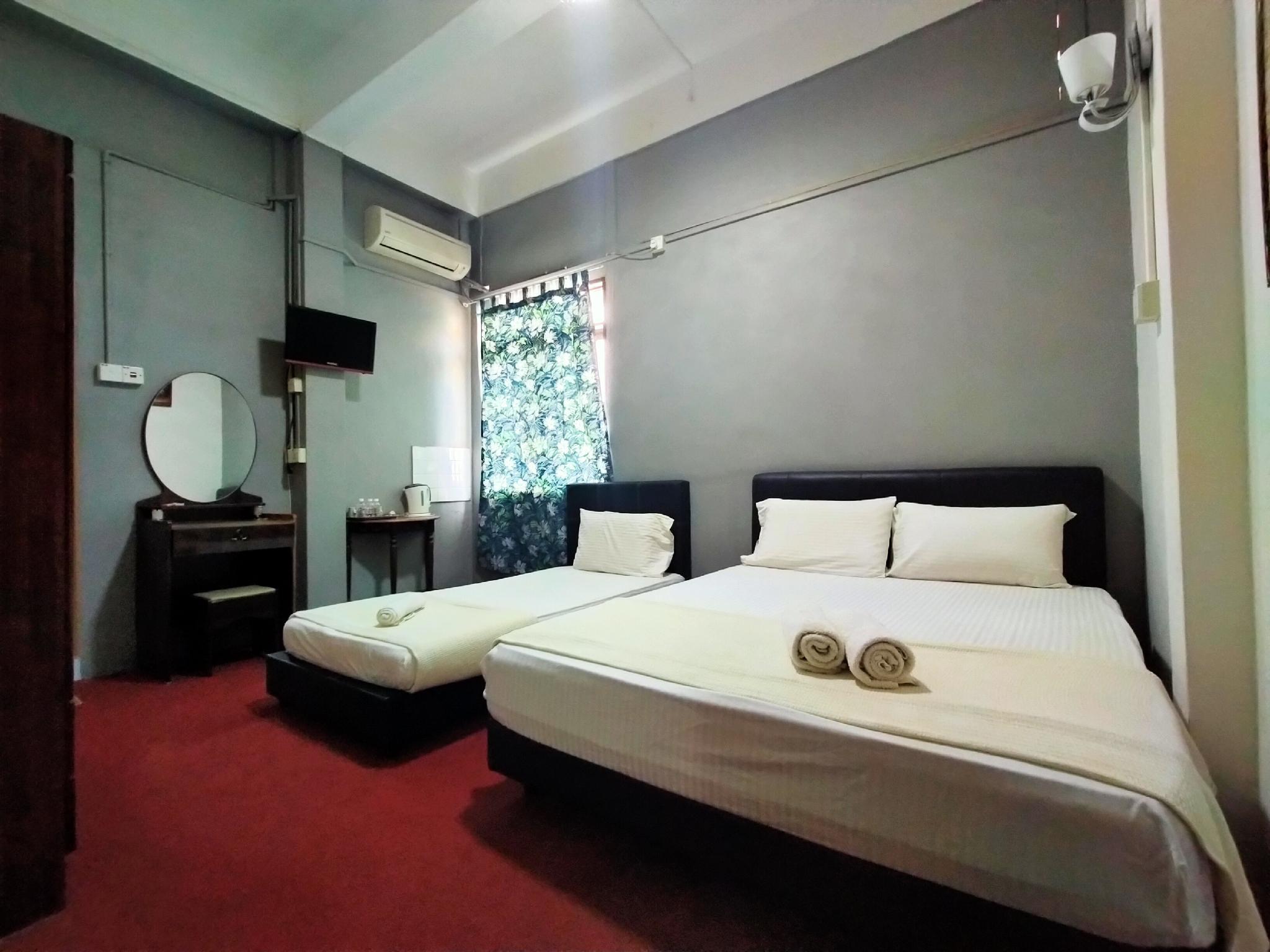 SPOT ON 89994 Rz Gold Hotel 21/38