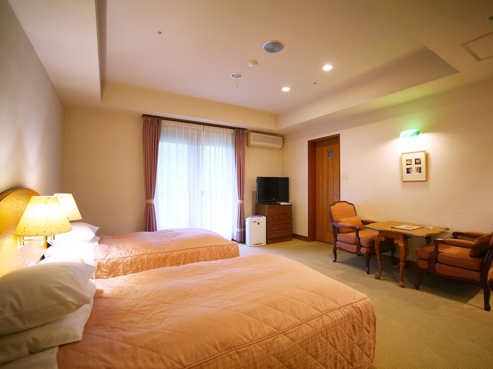 Chuzenji Kanaya Hotel 8/39