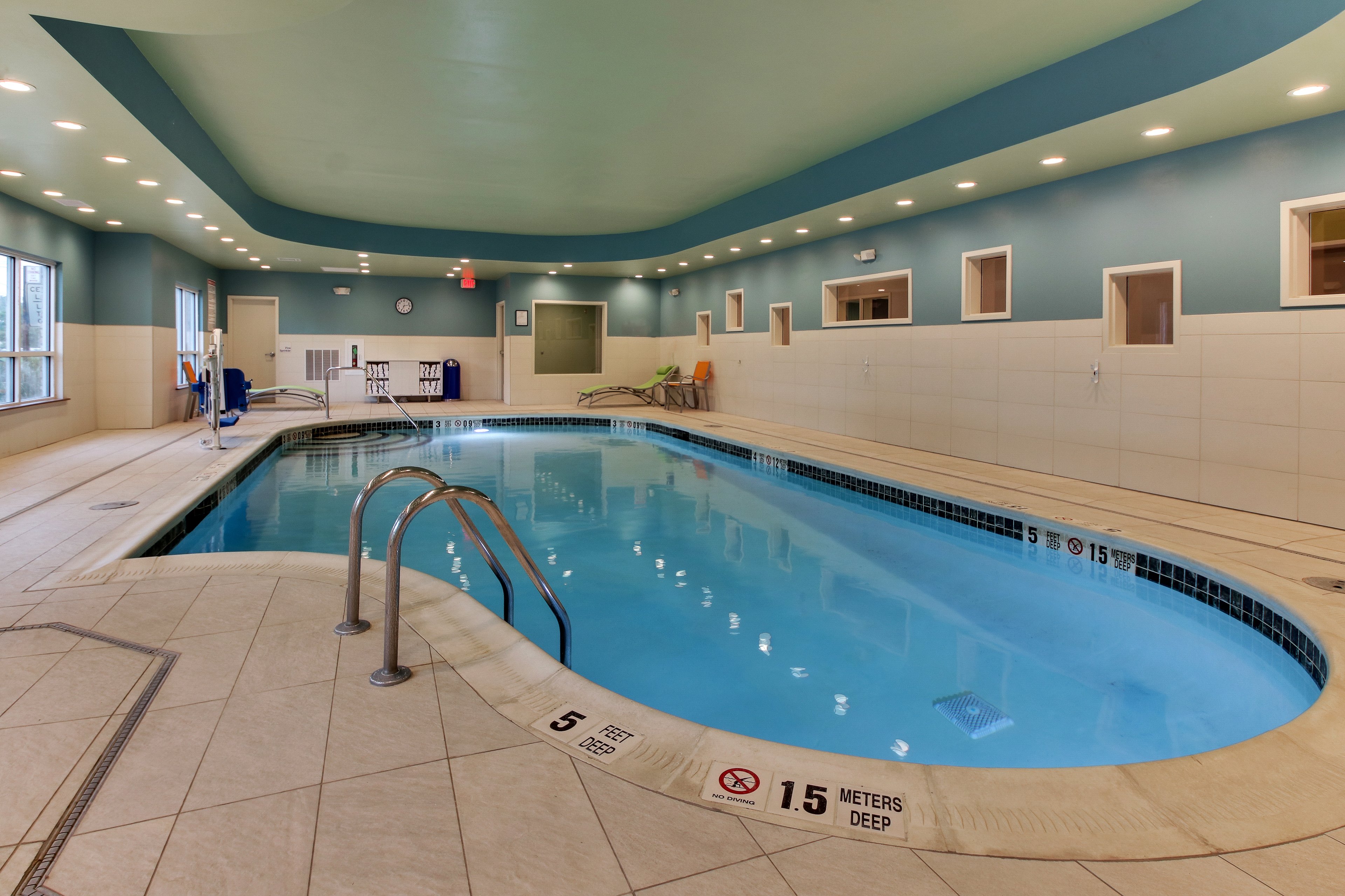 Holiday Inn Express Suites Ithaca 48/69