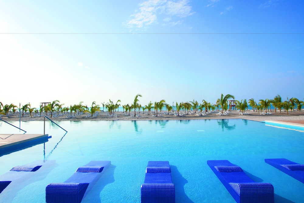 Hotel RIU Playa Blanca All Inclusive 36/72