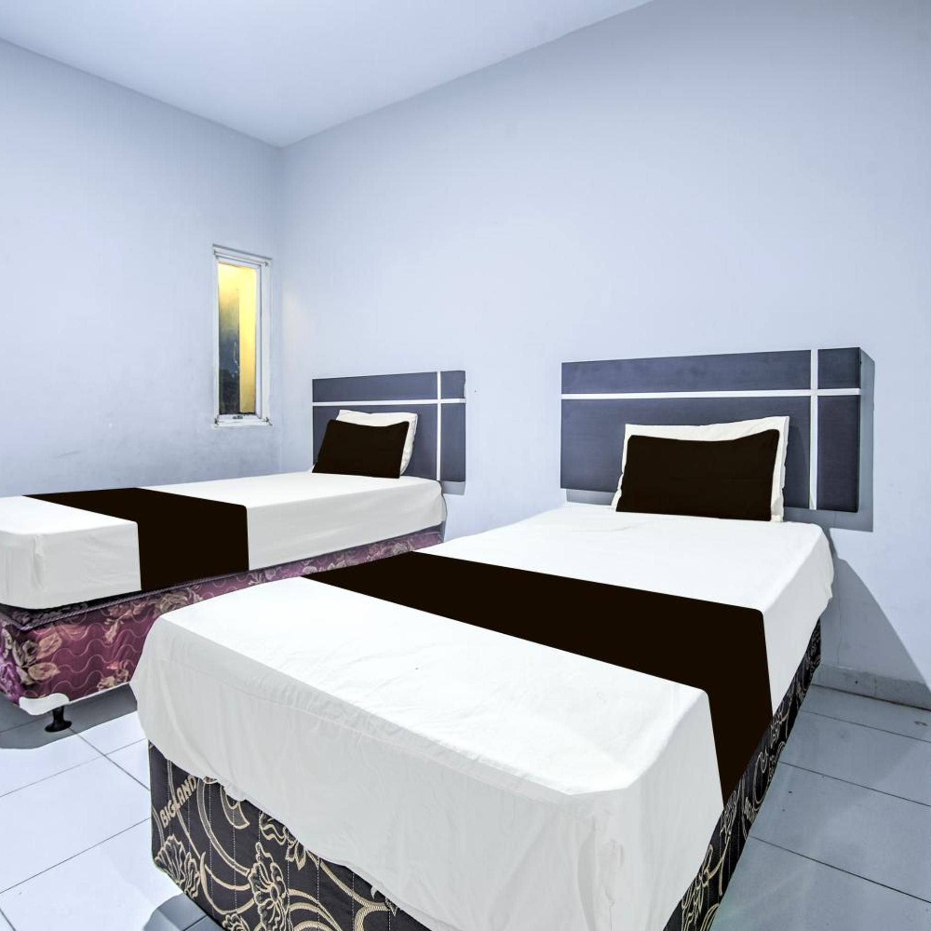 Hotel O Makassar near Mall Panakukang formerly Hotel Lucky Inn Makassar 21/44