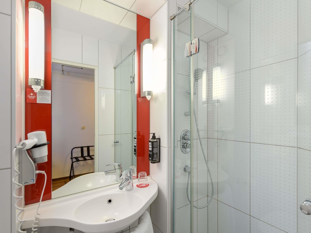 ibis Nuernberg Hauptbahnhof 44/47