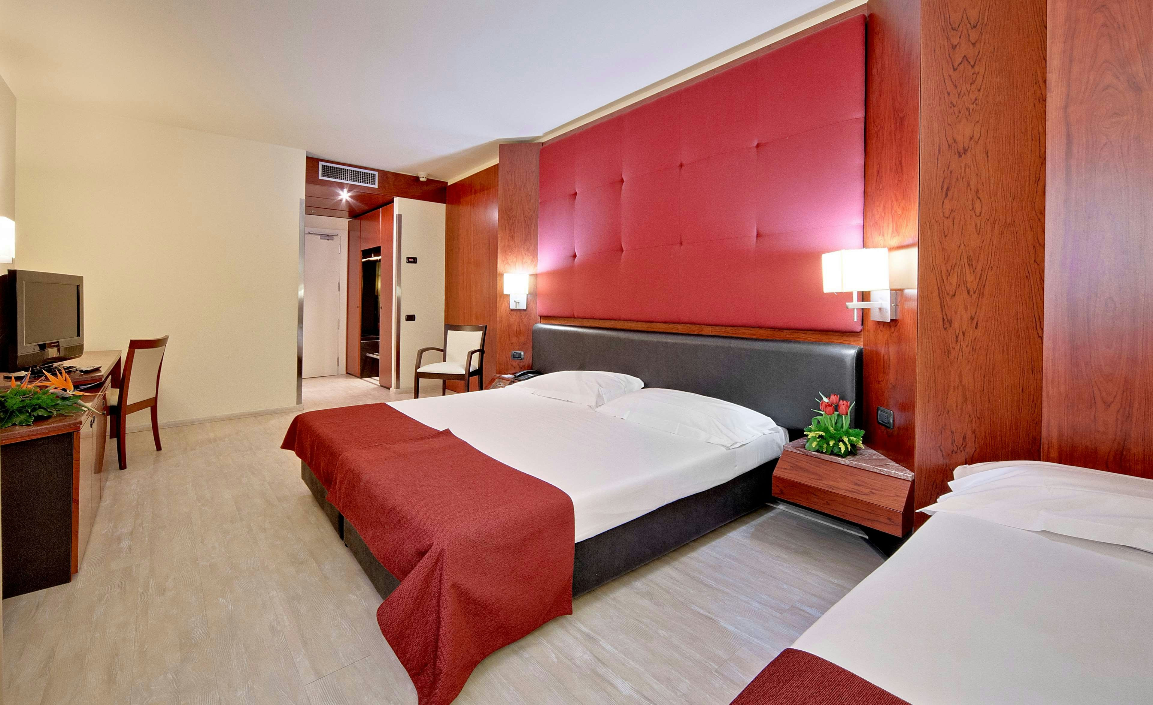Mediterraneo Palace Hotel 7/27