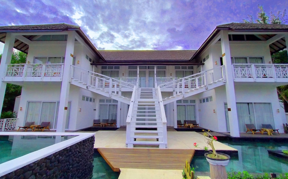 The Trawangan Resort 3/77