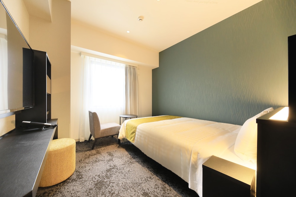 Quintessa Hotel Fukuoka Tenjin Comic & Books 6/37