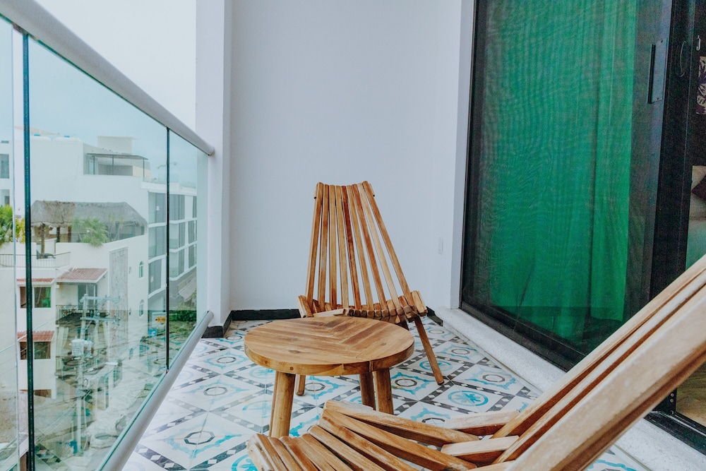 Ame Hotel Boutique & Spa 56/82