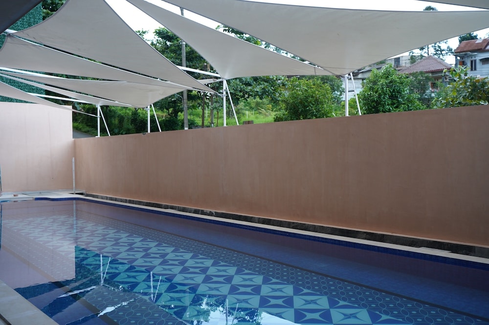 Anaya Azana Boutique Hotel Tawangmangu 22/48