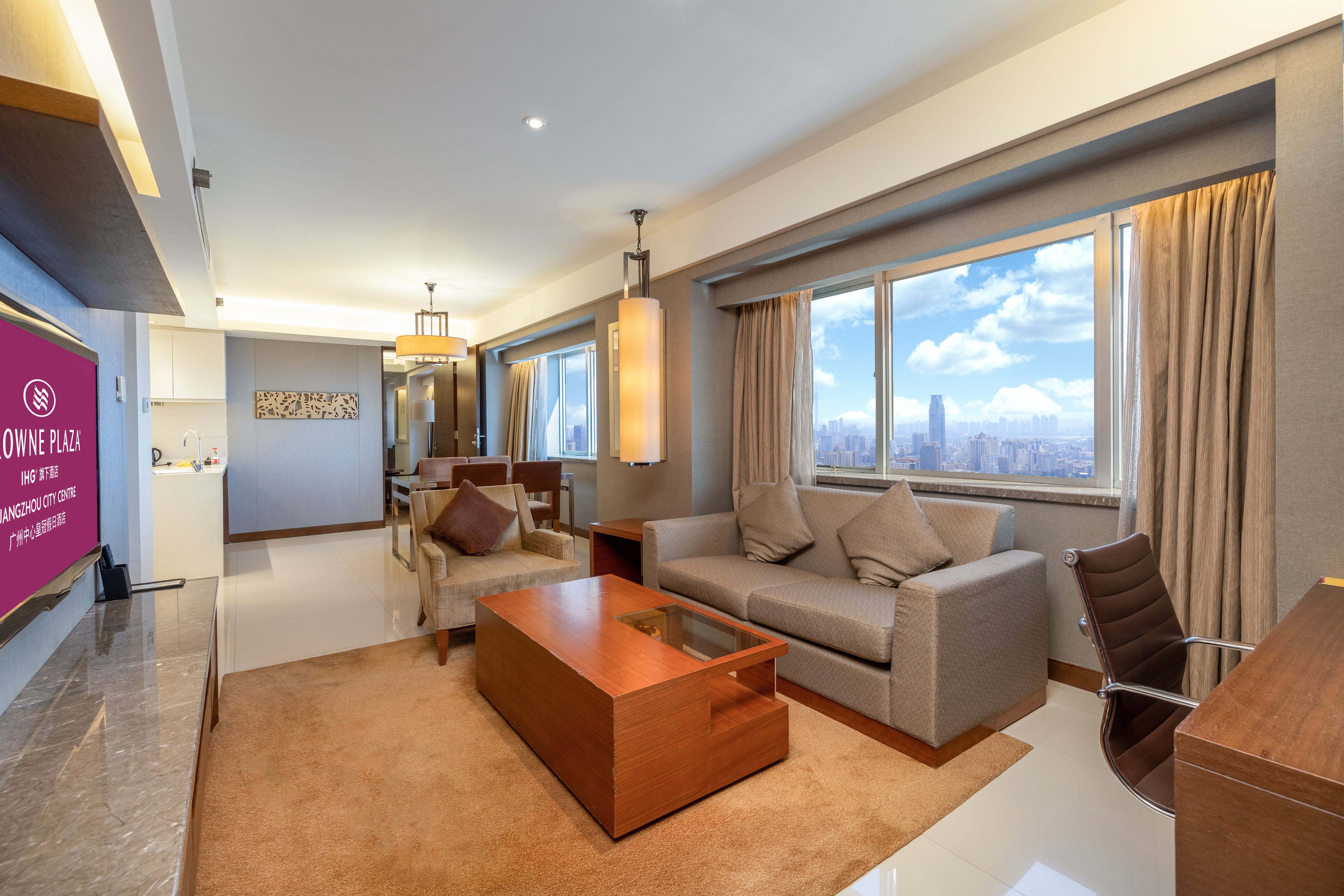 Crowne Plaza City Centre 48/78