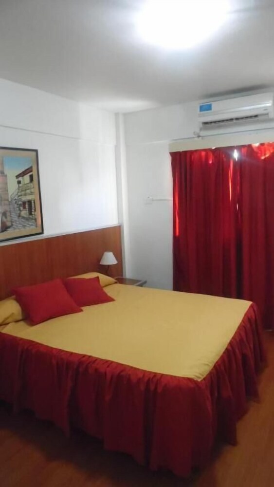 Hotel Adrazi 14/40