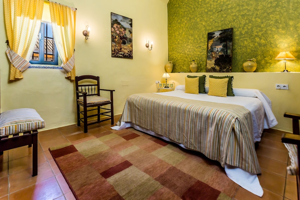 Hacienda El Santiscal - Adults Only 16/44