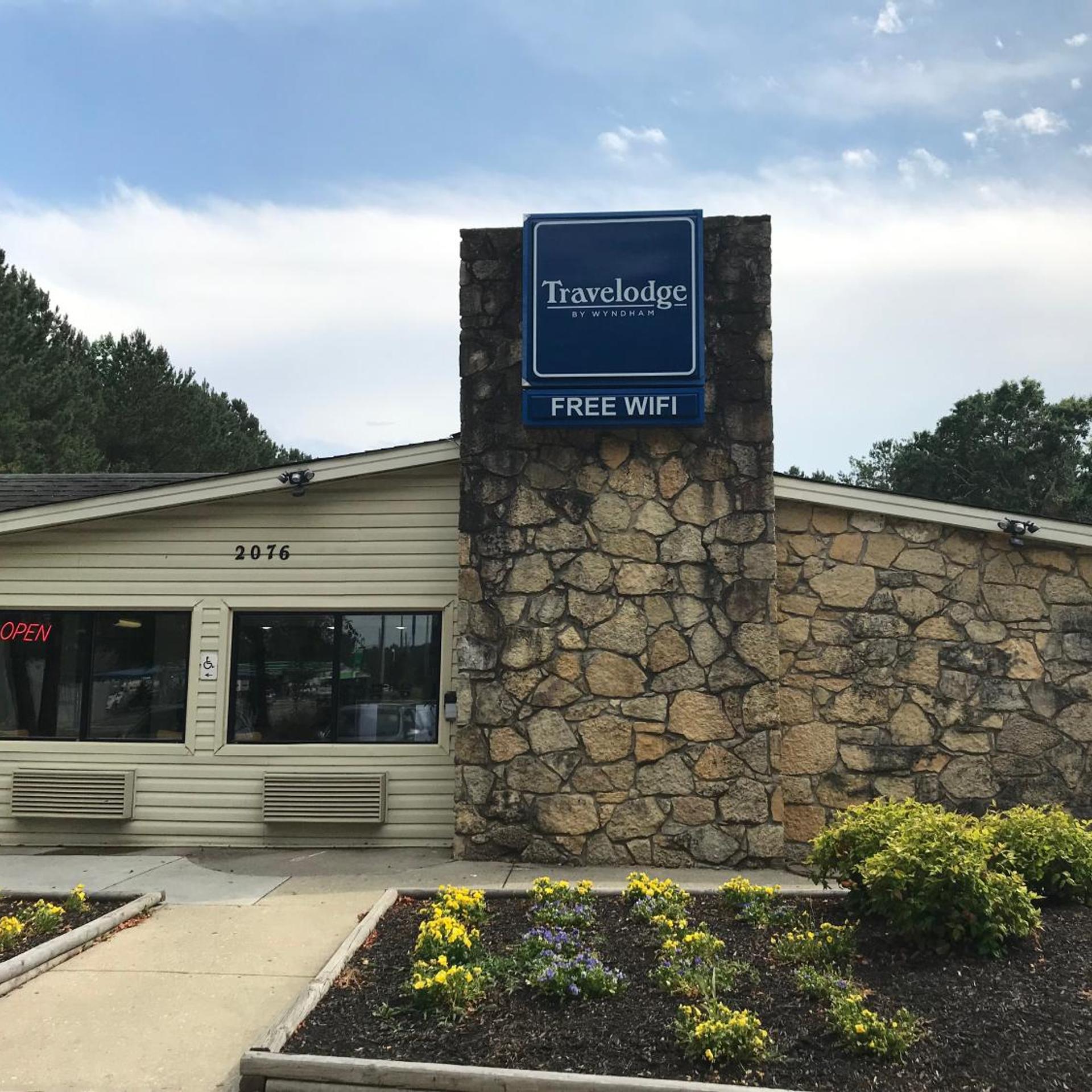 Travelodge by Wyndham Fayetteville 2/24