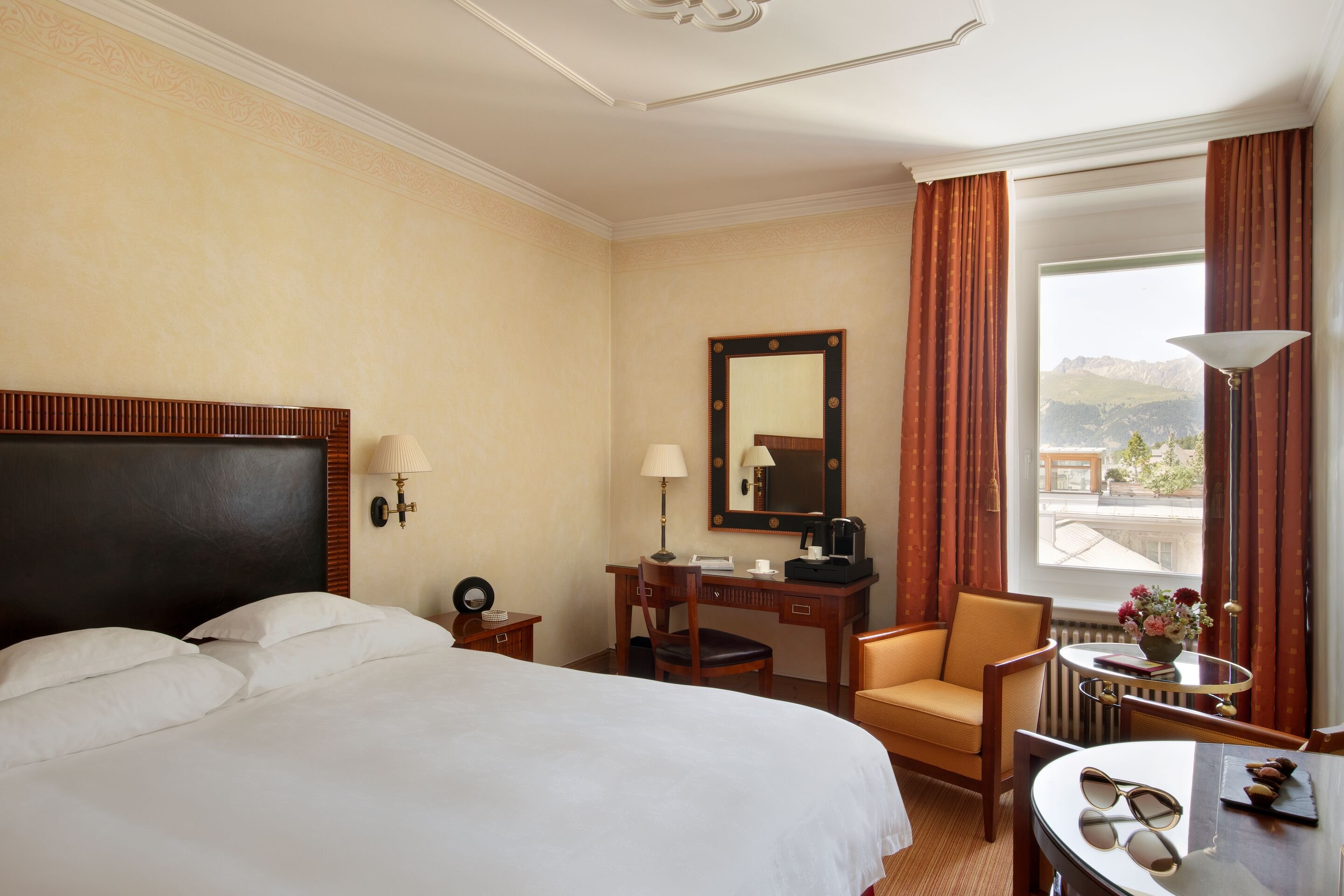 Grand Hotel Kronenhof 11/50