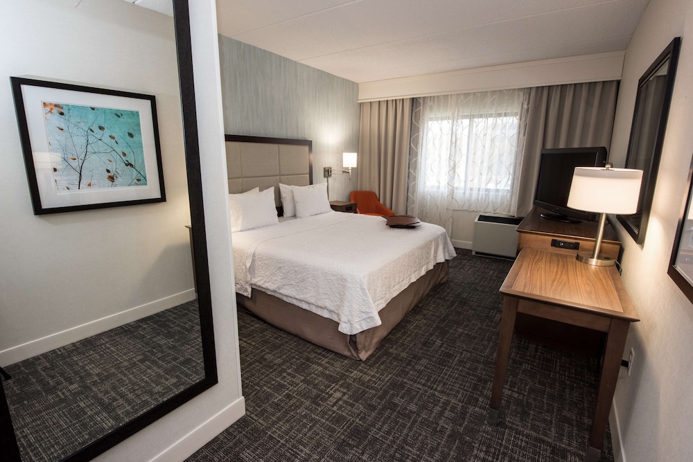 Hampton Inn Albany-Western Ave/University Area 11/47