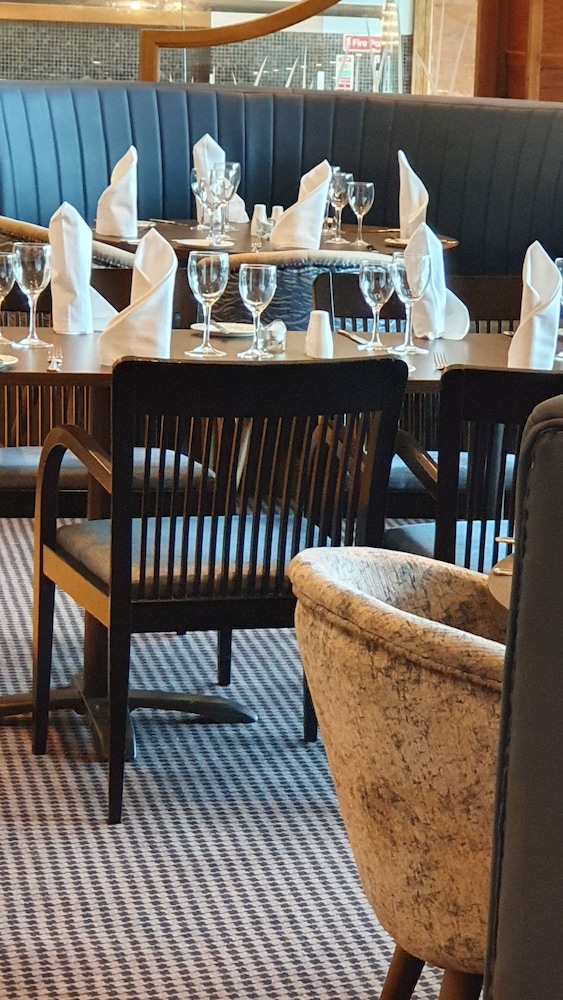 Shearwater Hotel 35/49