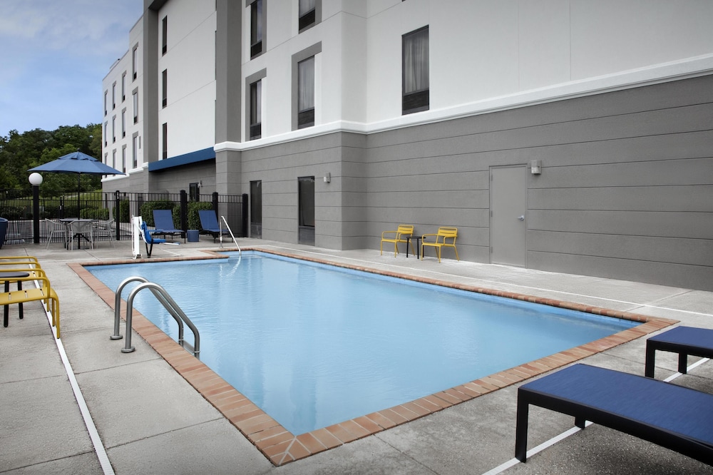 swimming pool spa