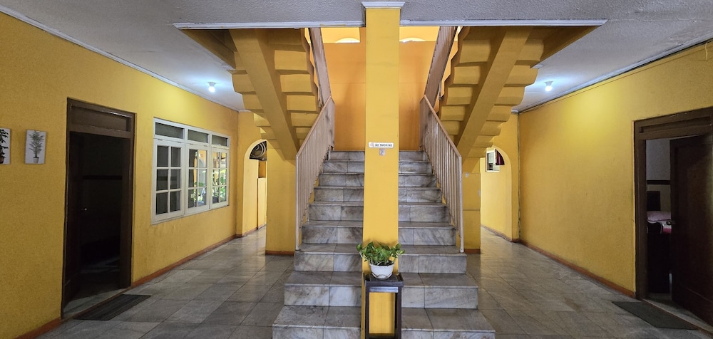 Hotel Tugu Asri 14/15