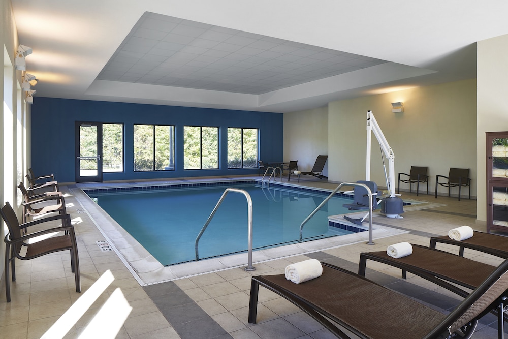 Hyatt Place Richmond Airport 36/65