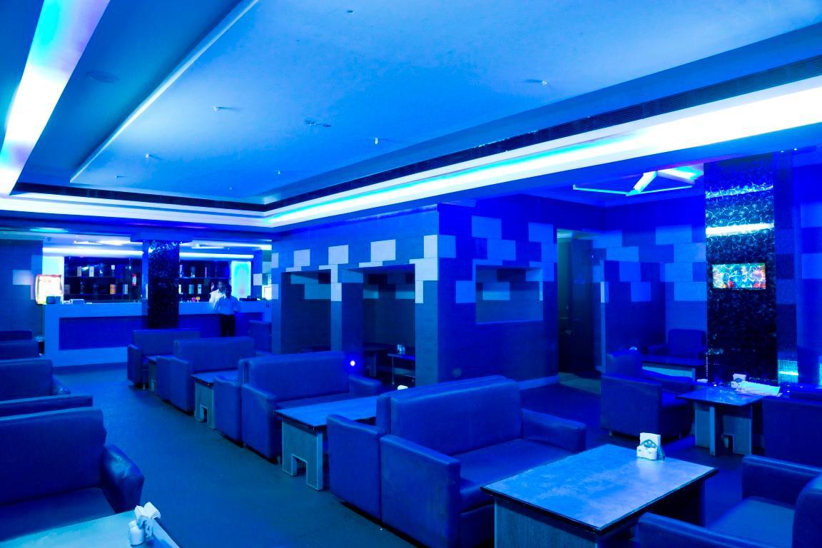 PARK PLAZA 14/22