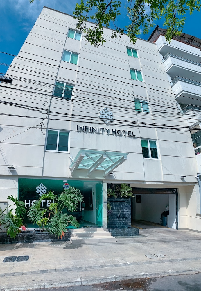 Hotel Infinity Medellin 5/67