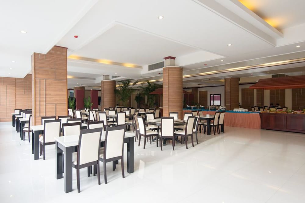 The President Hotel at Chokchai 4 45/57