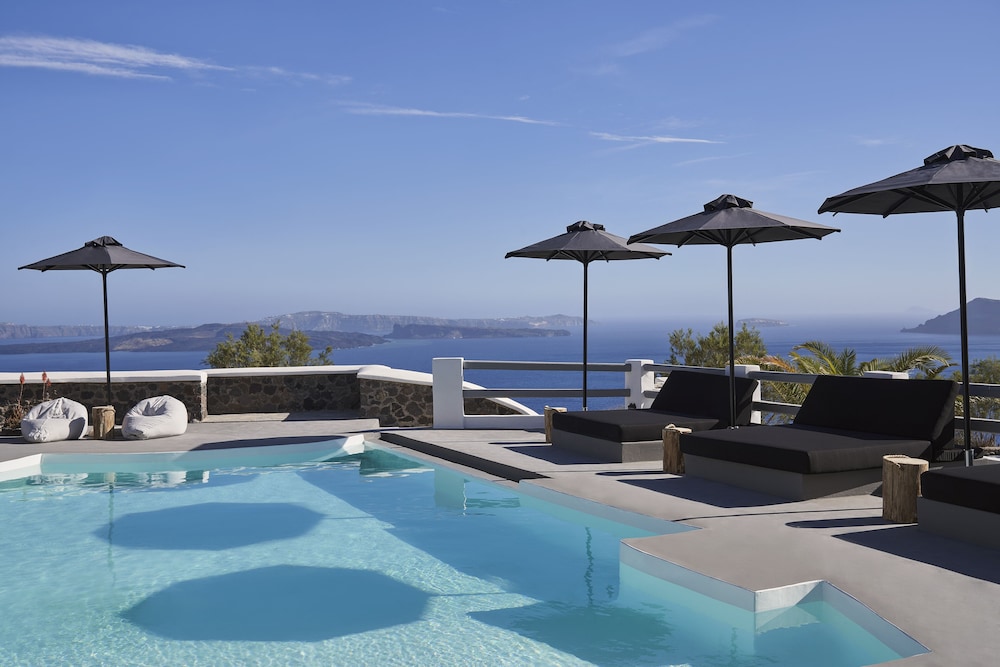 Mr And Mrs White Santorini 49/84
