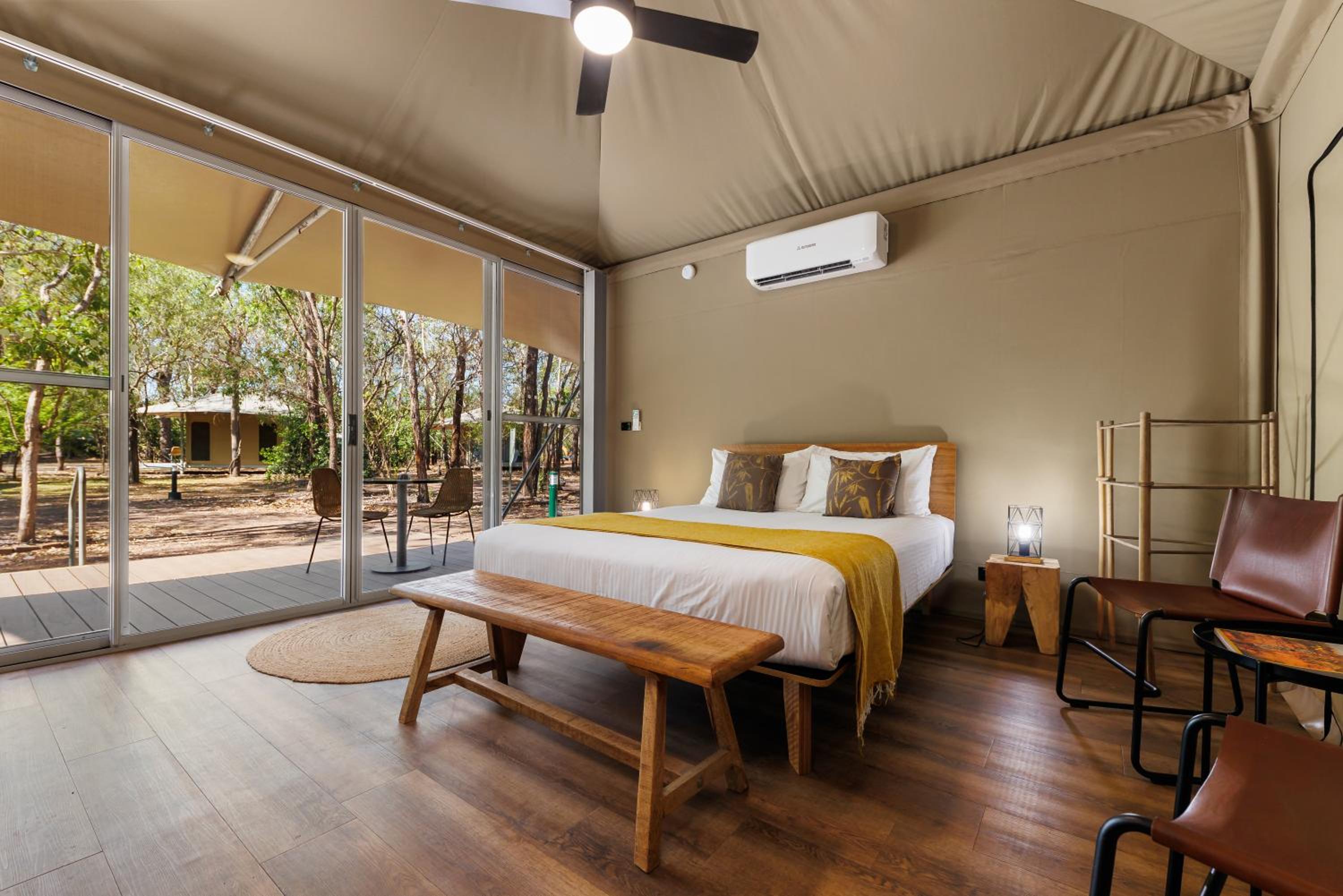 Glamping, Retreat