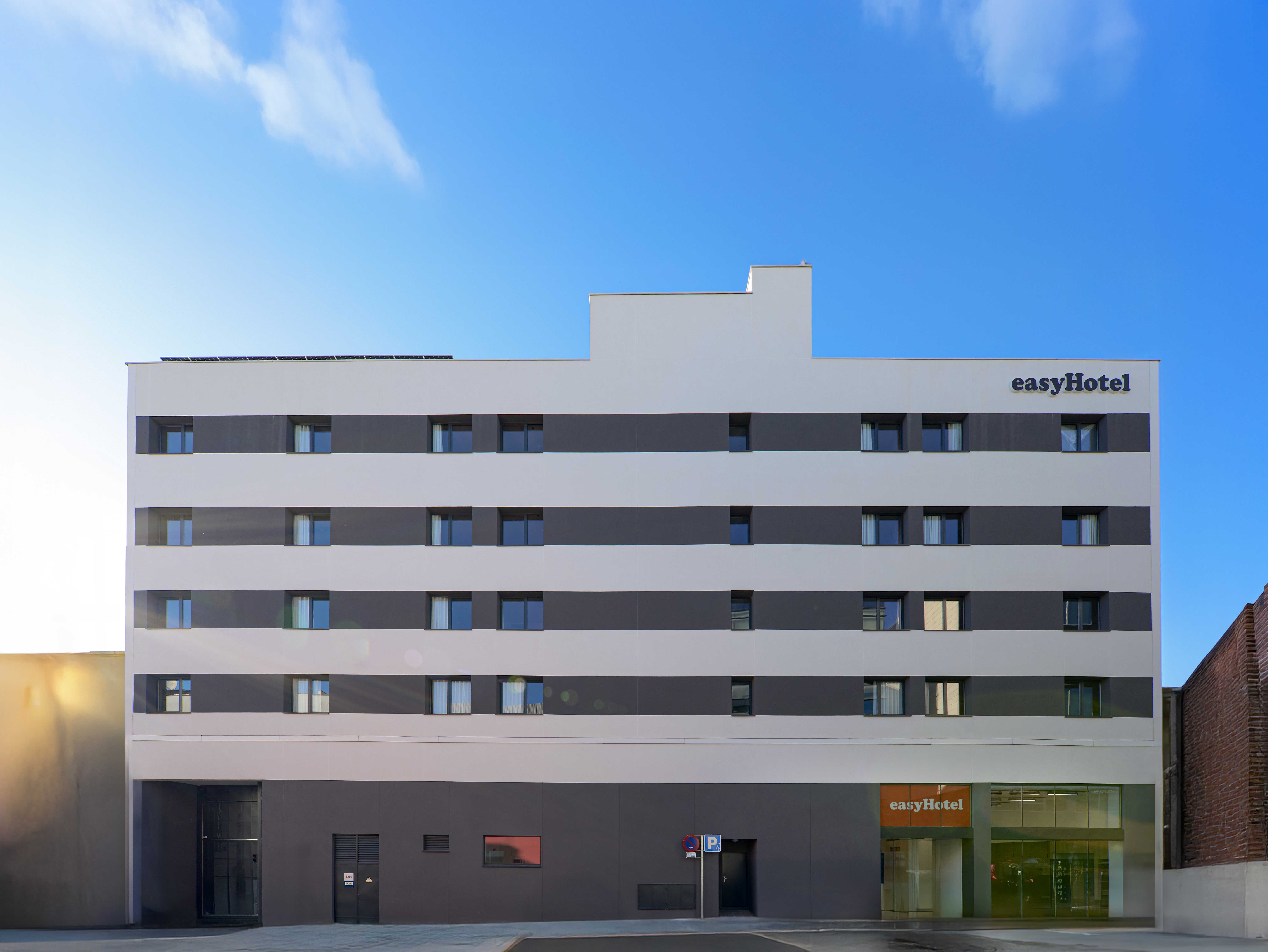 easyHotel Madrid Alcala in MADRID