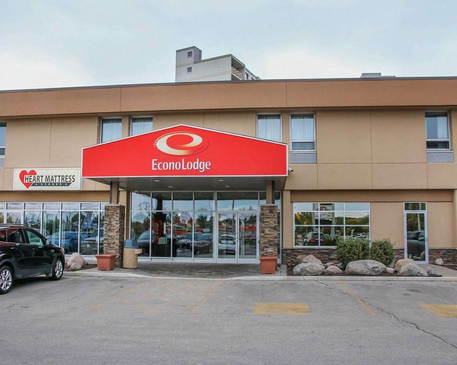 Clarion Pointe Winnipeg - St Vital District 20/20