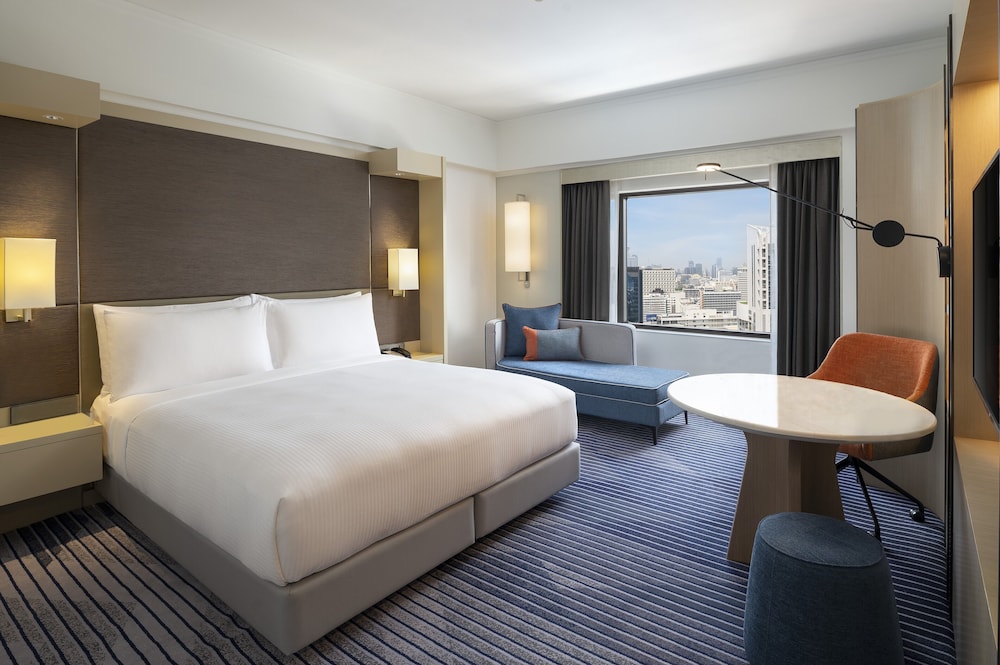 STANDARD KING ROOM