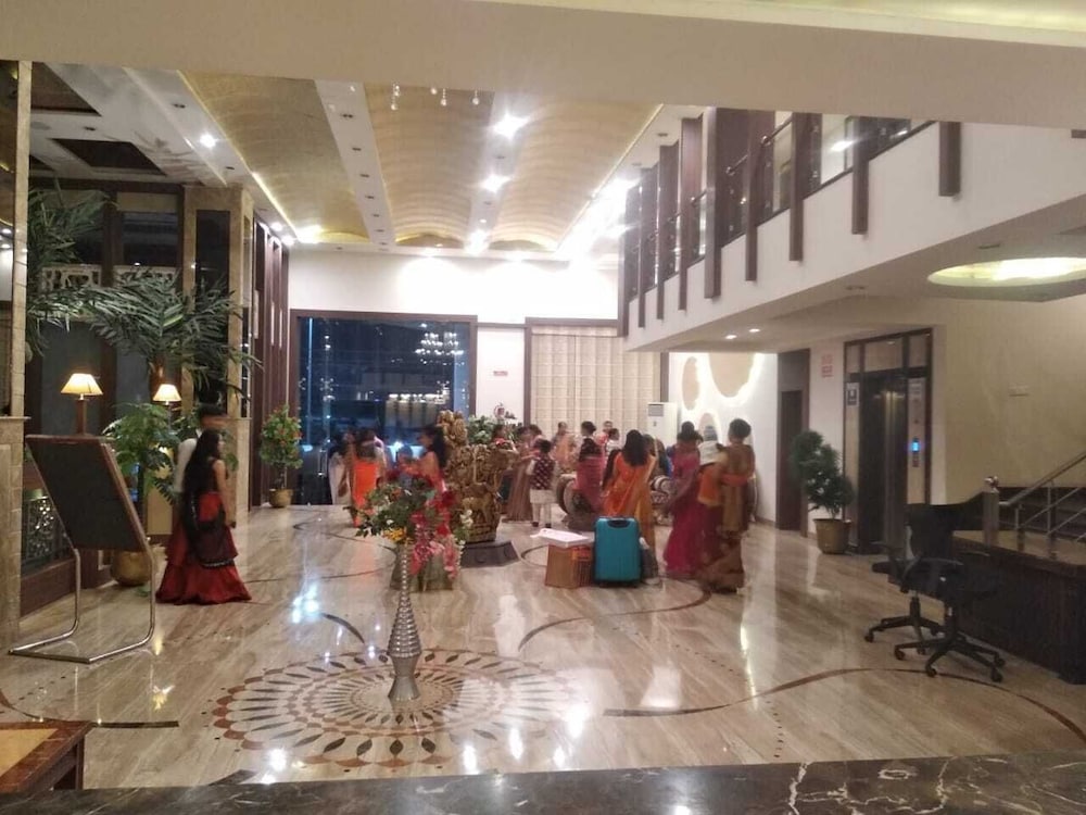 Devashish Hotel 17/27