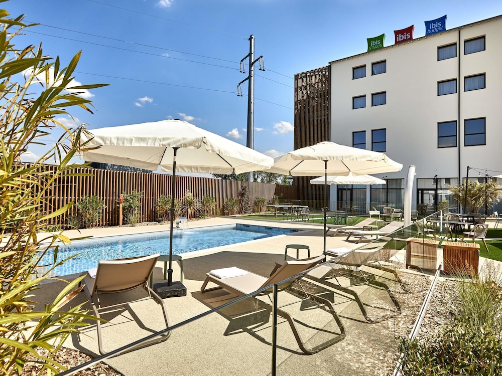 ibis La Roche sur Yon 69/73