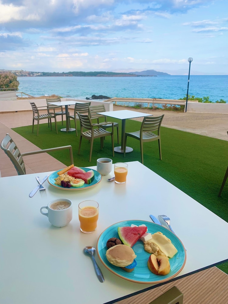 Klinakis Beach Hotel 44/60