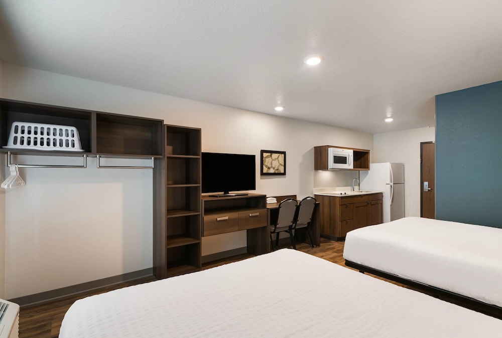 WoodSpring Suites Cocoa Beach - Rockledge 23/37