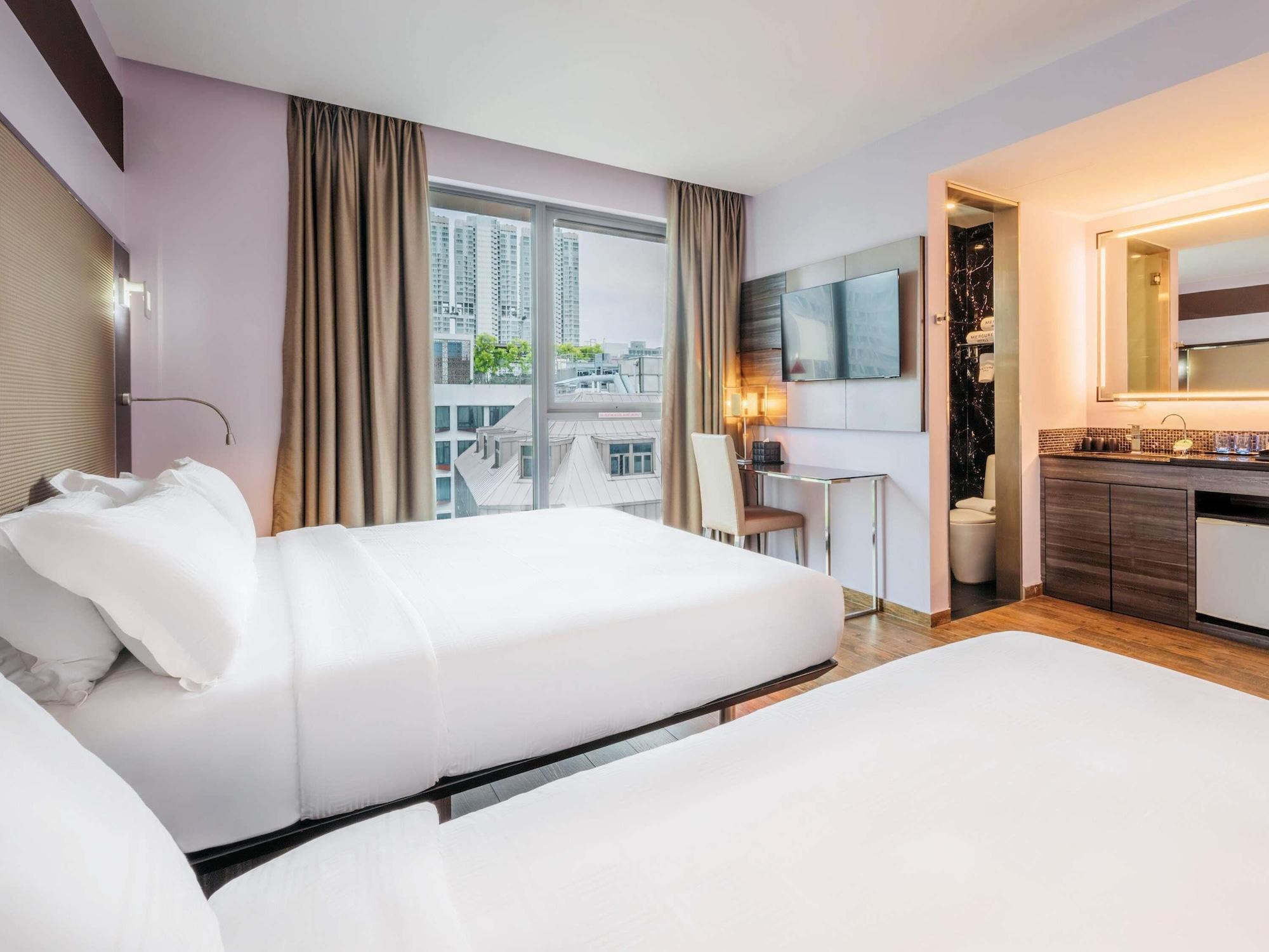 Family, Multiple Beds