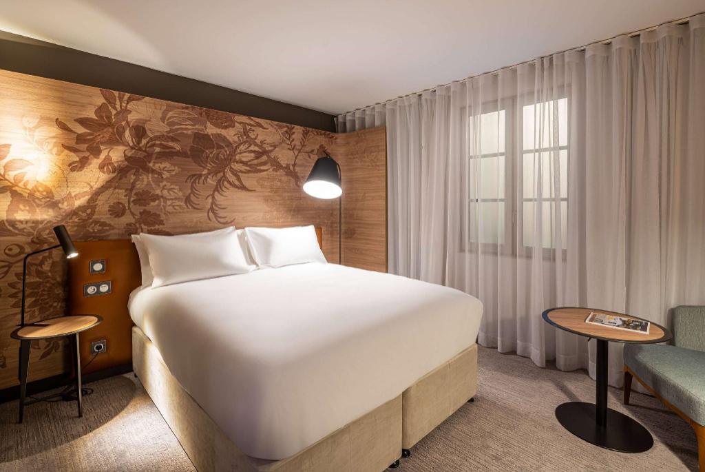 Spa, Deluxe, Queen Bed