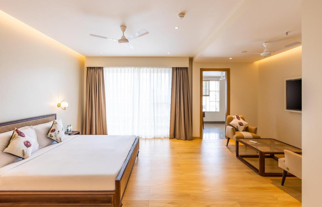 2 Bedrooms, Suite, Sunrise View