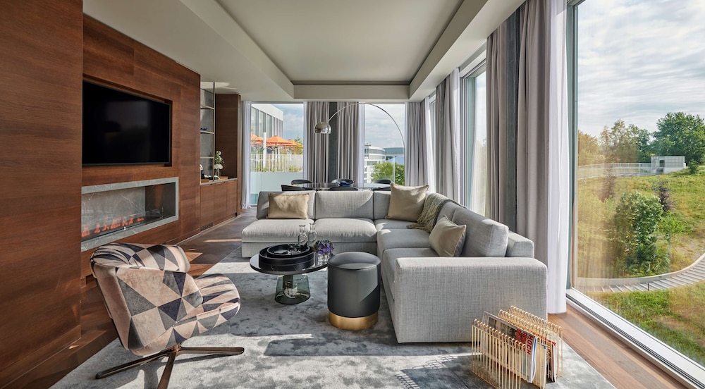 Hyatt Regency Zurich Airport The Circle 38/74
