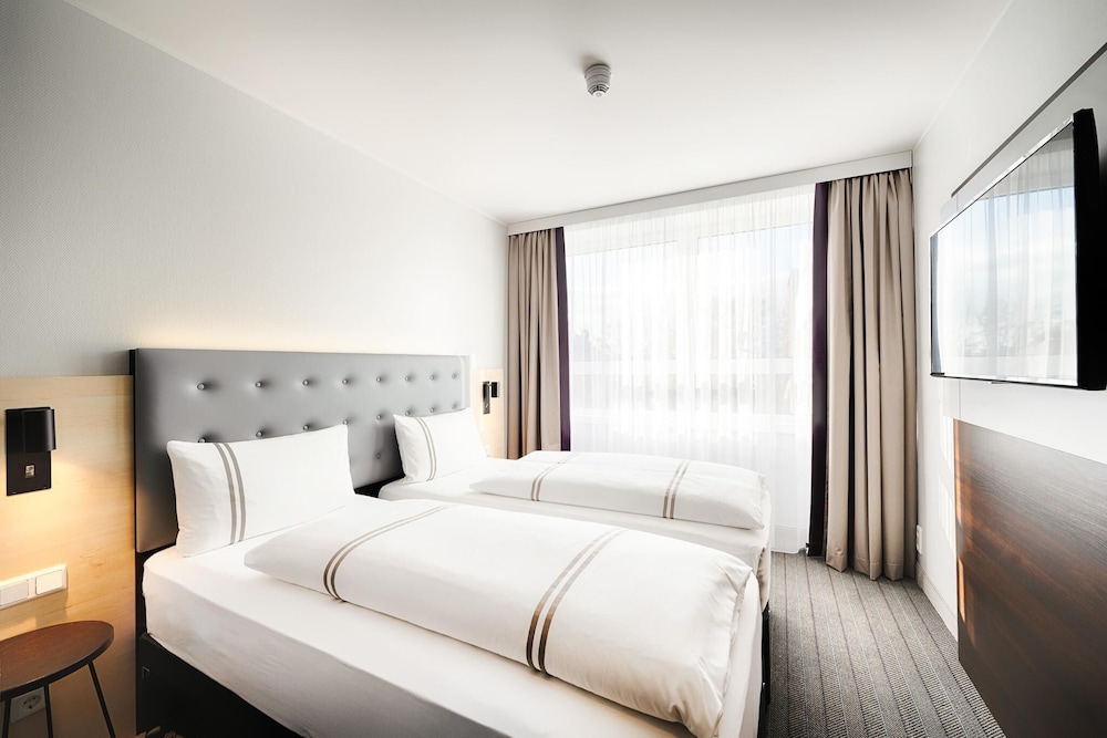 Premier Inn Cologne City Centre hotel 10/50