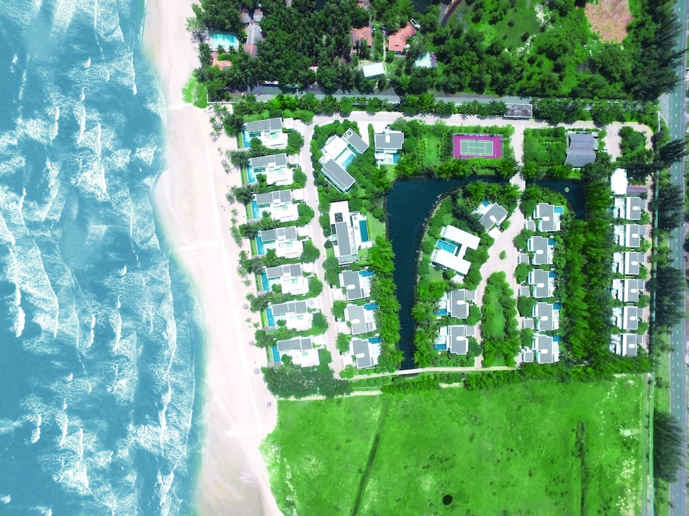 Sanctuary Resort Community 68/75