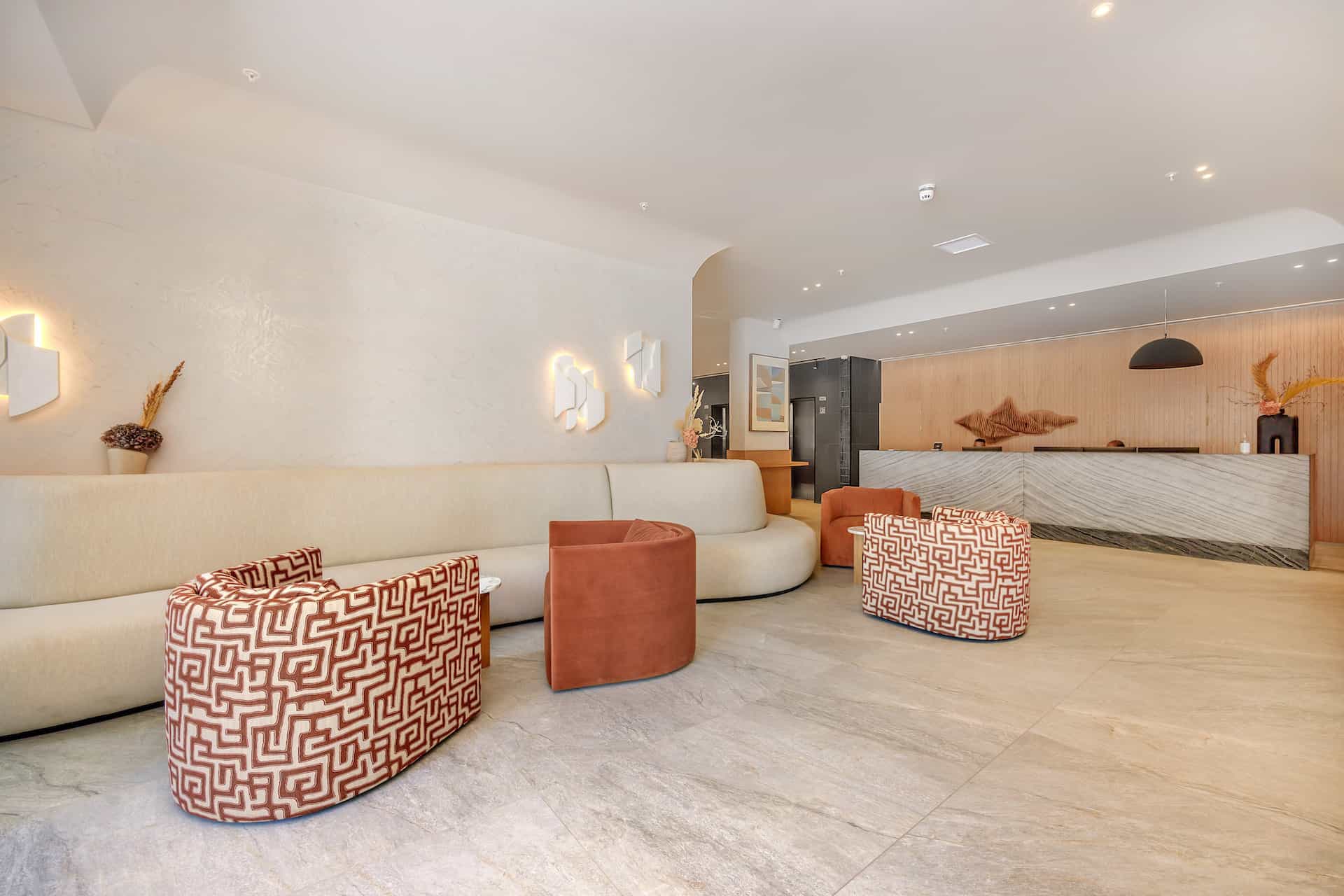 Newlands Peak Aparthotel 4/50