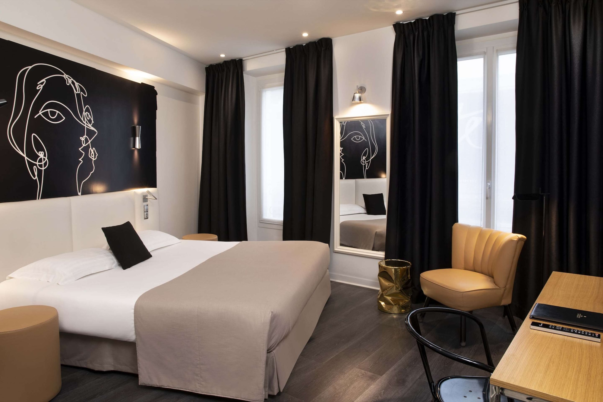 SUPERIOR, DOUBLE BED