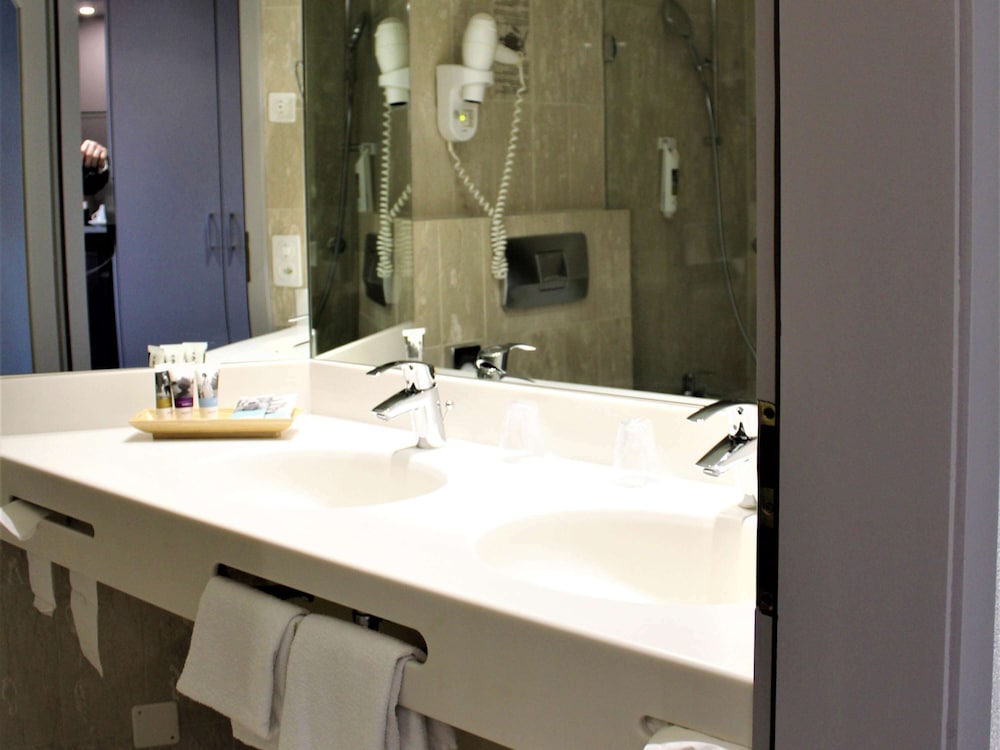 Mercure Plaza Biel 25/75