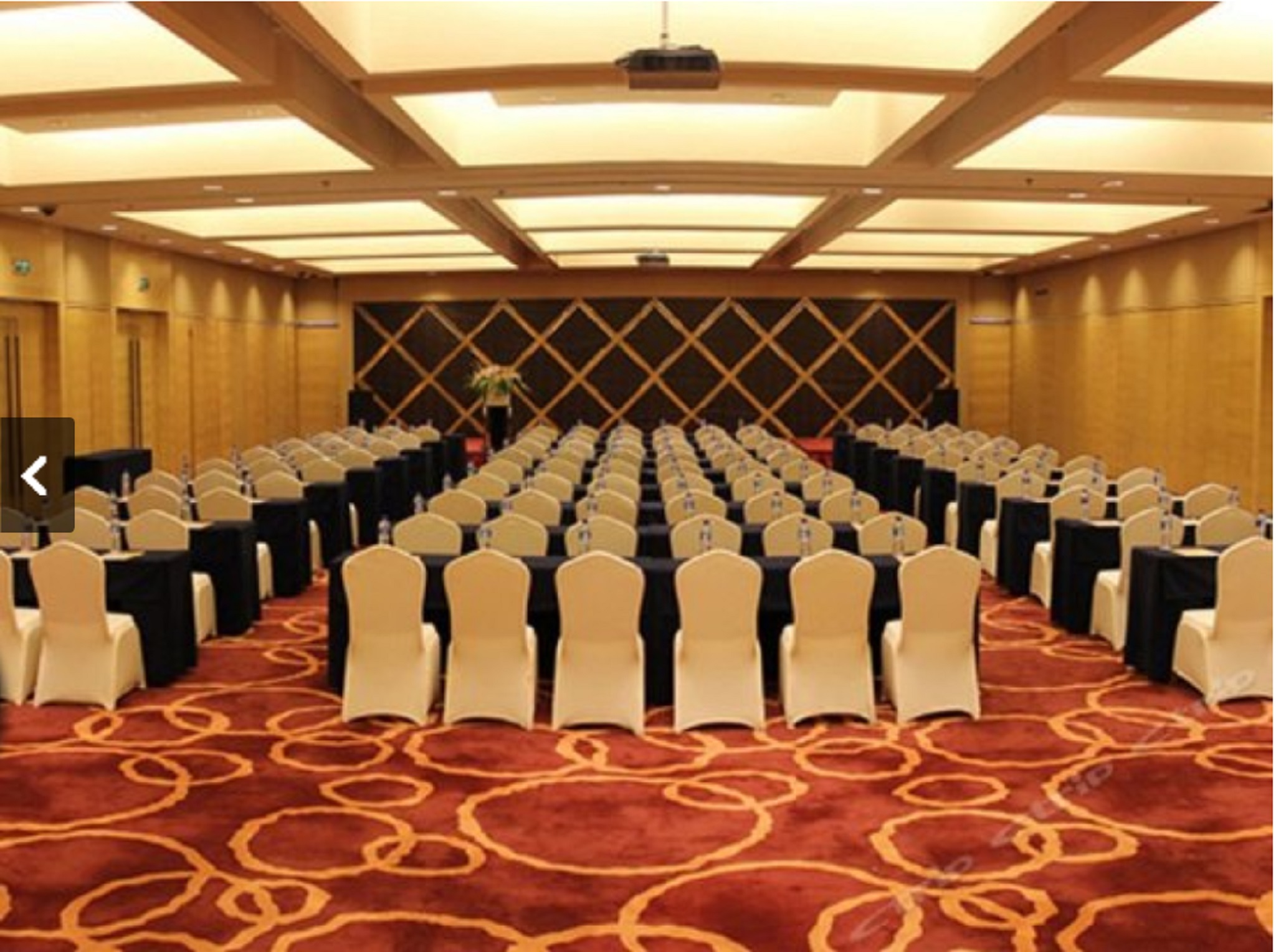 Donghuang Kaili Hotel 19/20