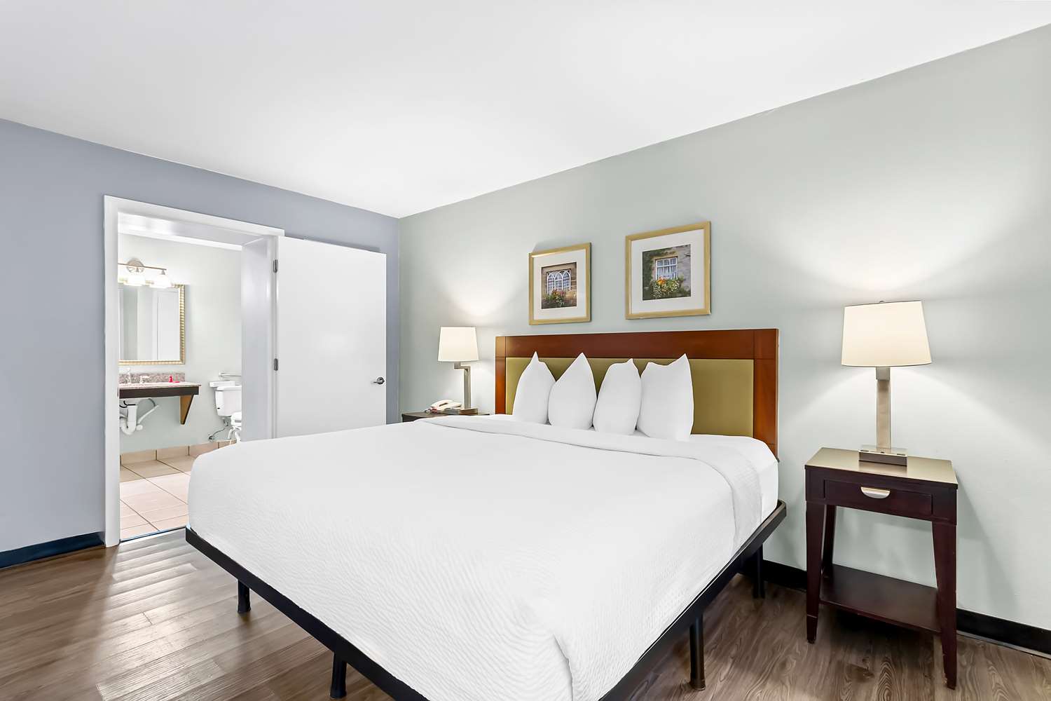 SureStay Studio by Best Western Pensacola 6/13