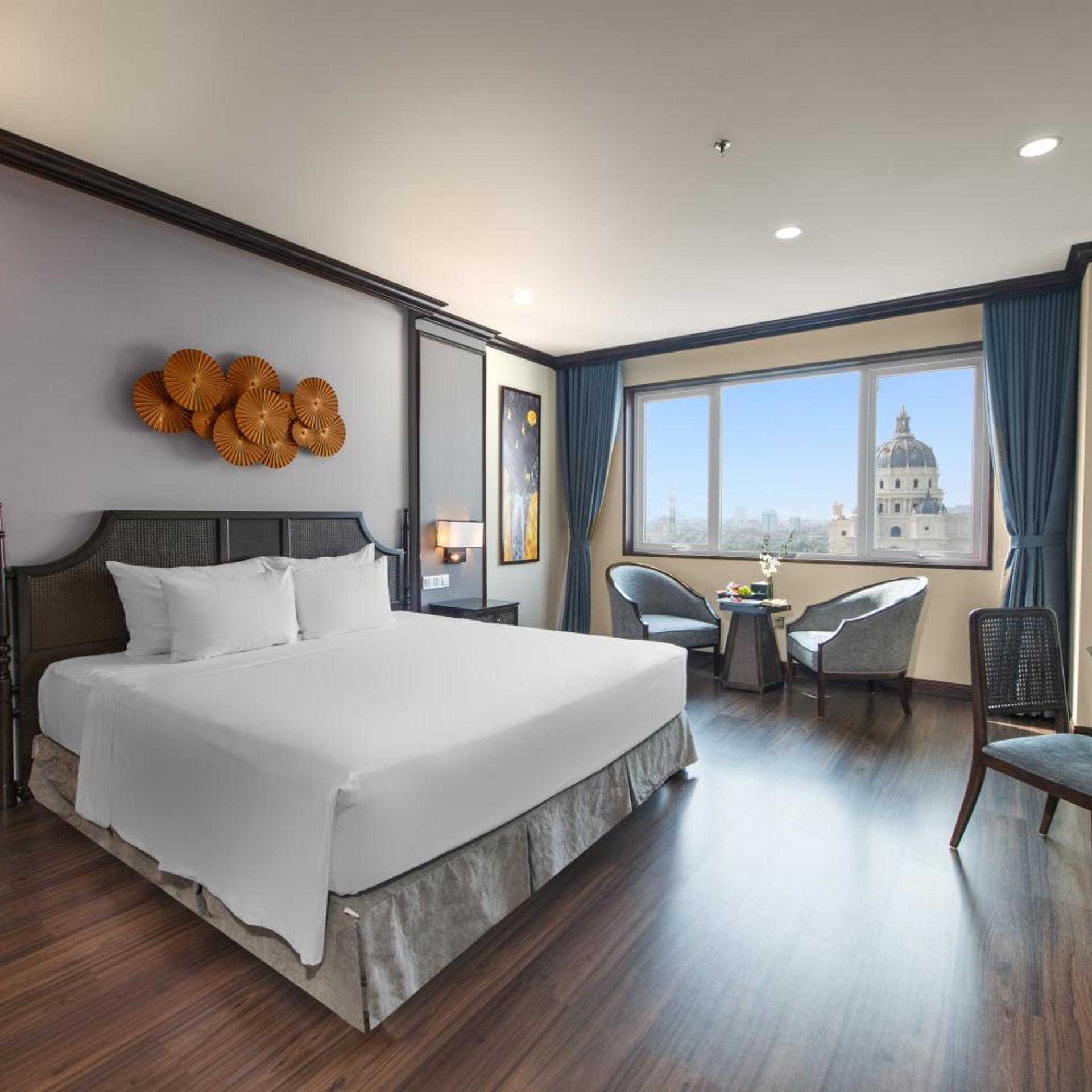 Grand, Deluxe, Double Bed, Interior Wing