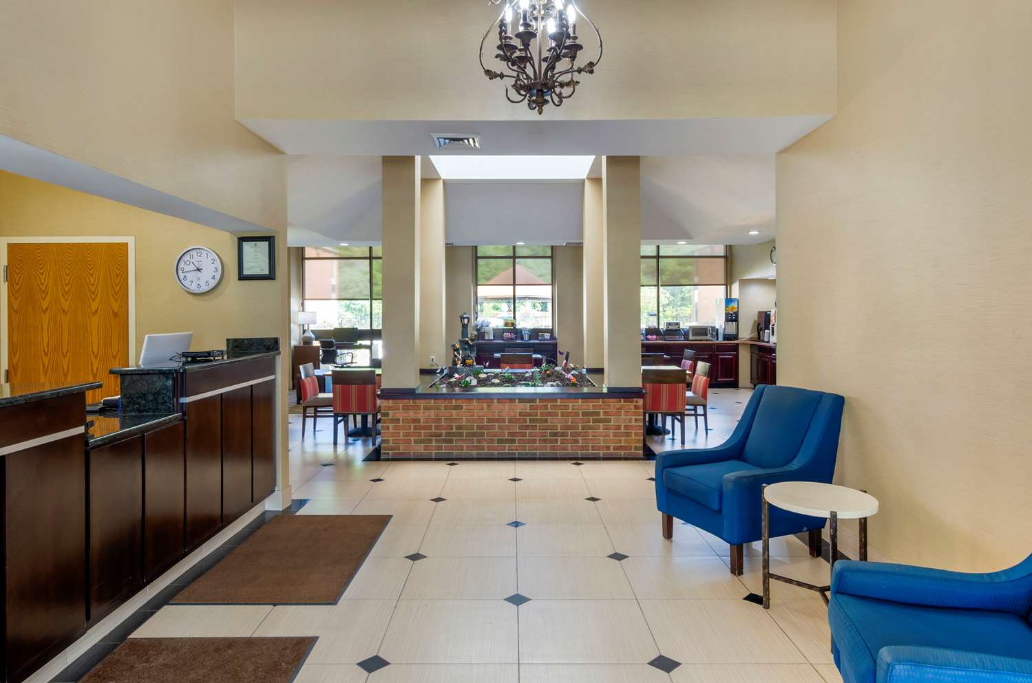 Comfort Inn Bluefield, VA 10/39