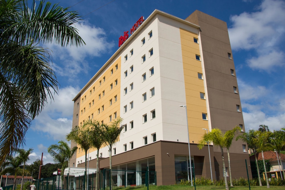 Ibis Itatiba 4/50
